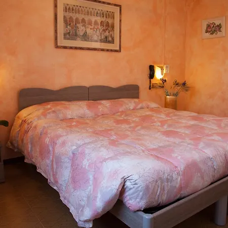 Stella D'oro 3*